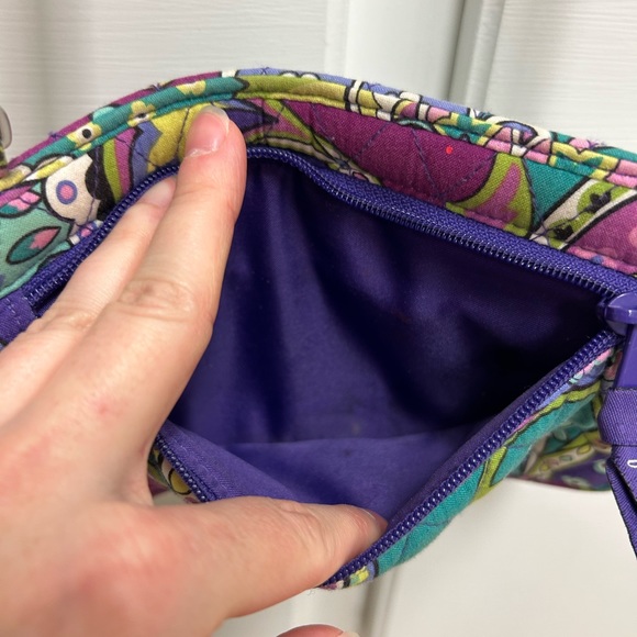 Vera Bradley hipster crossbody purse - Picture 4 of 8